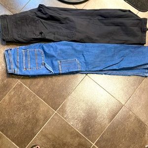 Dickies jeans 👖 one black one blue